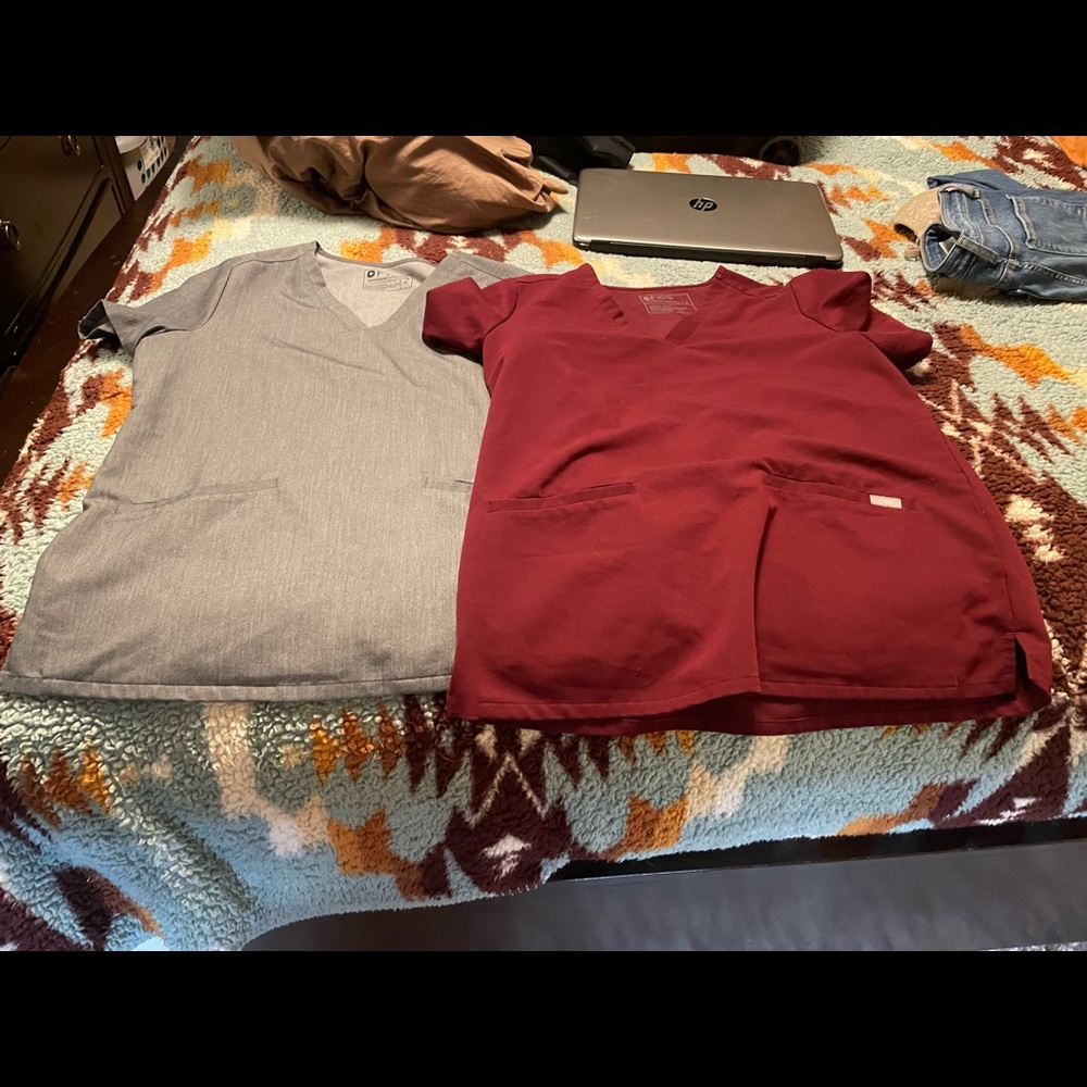 2 FIGS scrub tops